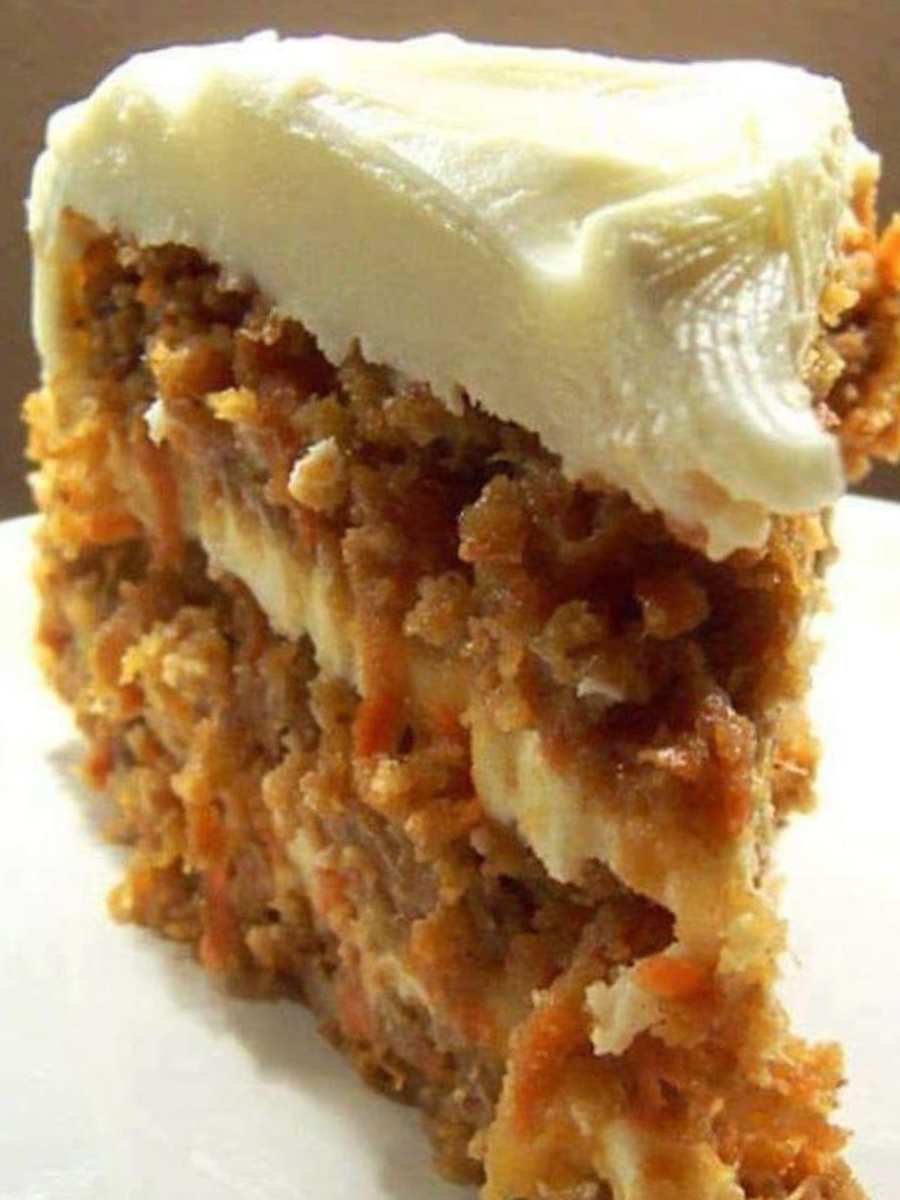 Incredibly Moist and Easy Carrot Cake